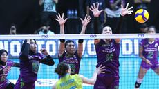 Juara bertahan tim putri Jakarta Pertamina Enduro (JPE) hanya butuh satu kemenangan lagi untuk memastikan satu tempat di babak Grand Final Proliga 2026. (Dok. PBVSI)