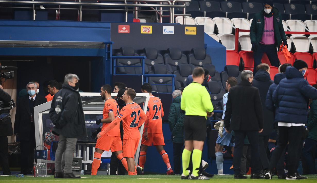Foto Liga Champions Ada Indikasi Rasis Partai Psg Vs Istanbul Basaksehir Ditunda Dunia Bola Com