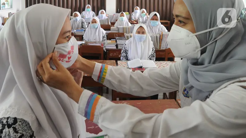 sosialisasi 3M di Pesantren