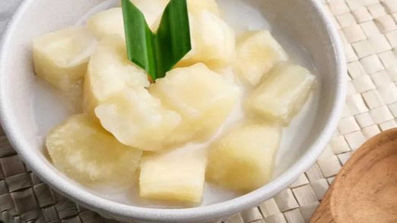 1. Resep Singkong Rebus Kelapa Parut<br>