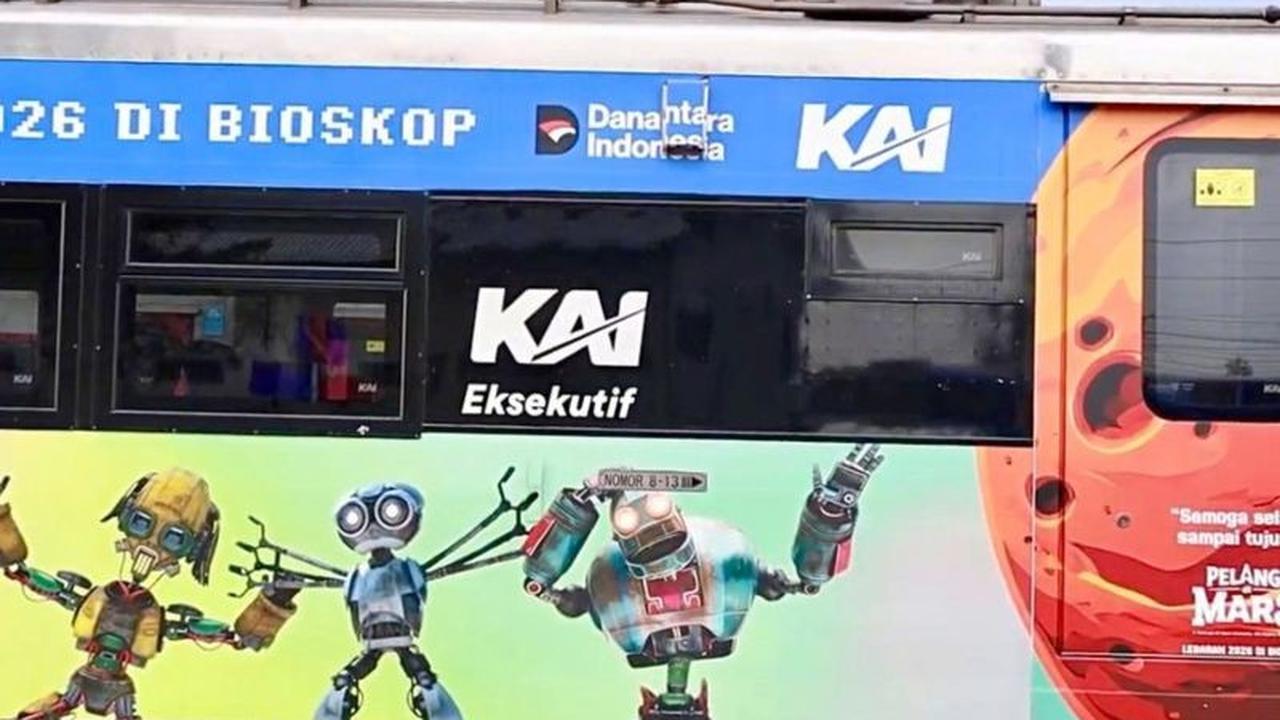 Semarak Mudik Lebaran: Kemenekraf dan KAI Hadirkan Instalasi 'Pelangi di Mars' di Kereta dan Stasiun