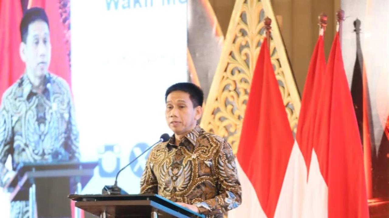 Wamendagri Wiyagus Tekankan Penguatan Demokrasi untuk Dukung Pembangunan Menuju Indonesia Emas 2045