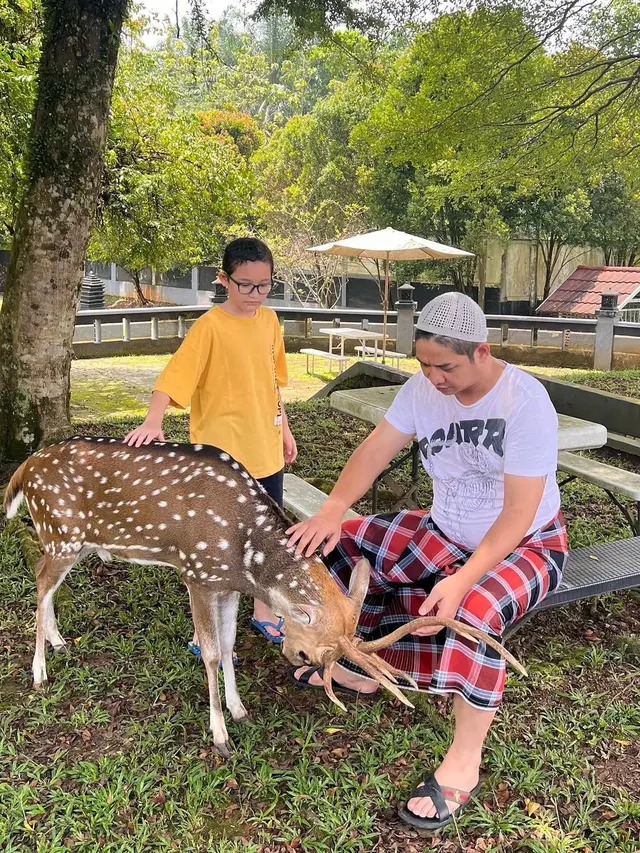 Pasha Ungu di rumah (Instagram/pashaungu_vm)