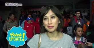 Kelahiran anak pertama Yasmine Wildblood ternyata sangat dinantikan oleh Shelomita