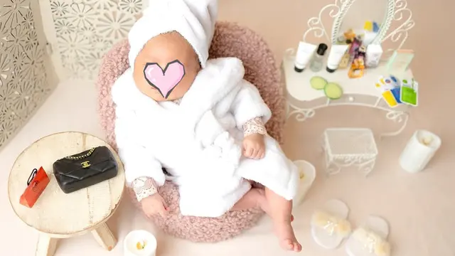 6 Pemotretan Newborn Leshia Anak Lesti Kejora, Gemas Pakai Handuk hingga Gaun