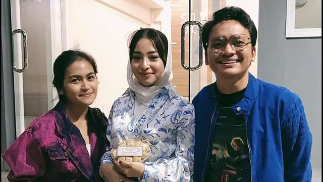 Potret persahabatan Nikita Willy dan Calvin Jeremy