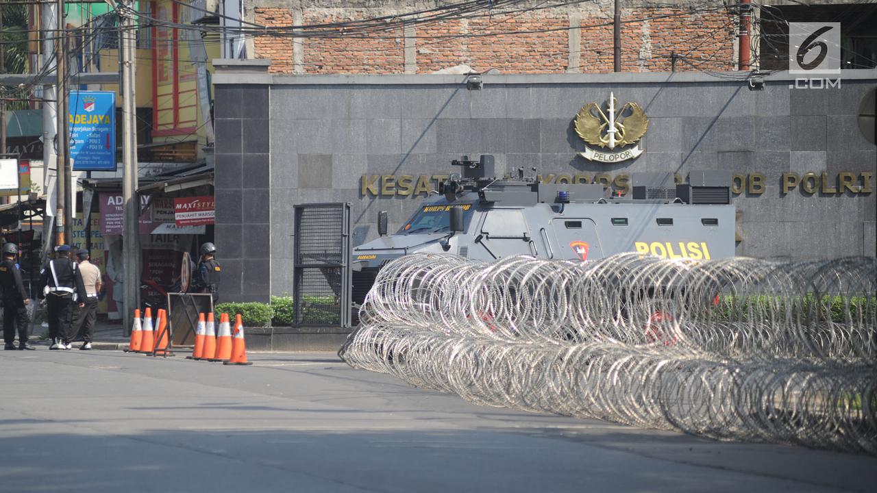 Mako Brimob Dijaga Ketat, Lalu Lintas Ditutup