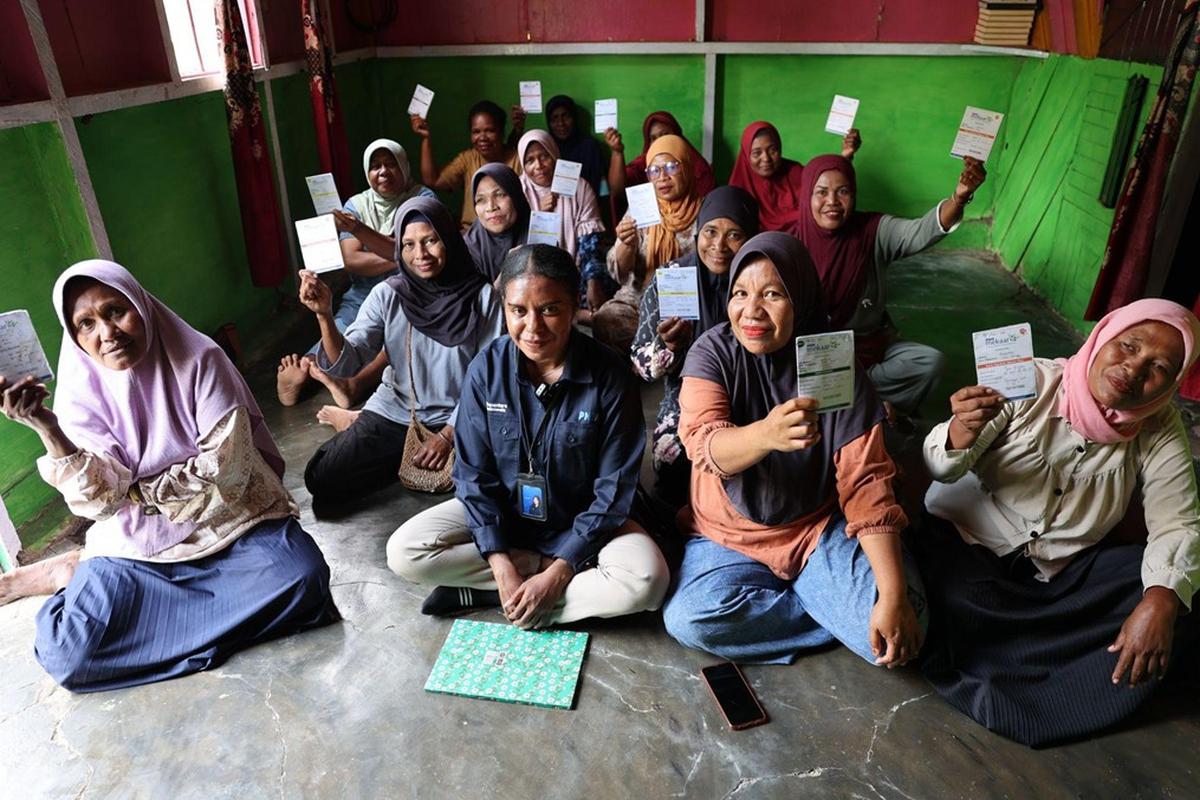 Kisah Ragaia Sosir Menguatkan Ekonomi Keluarga dan Perempuan Kampung Arar bersama PNM Mekaar