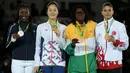 Oh Hye-Ri (kedua kiri) foto bersama dengan Ruth Gbagbi, Nur Tatar, Haby Niare saat menerima medali pada cabang Taekwondo 67kg wanita Olimpiade 2016 di Carioca Arena 3, Rio de Janeiro, Brazil, (19/8). (REUTERS/Issei Kato) 
