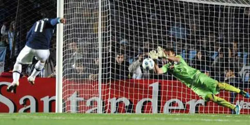 Argentina Vs Uruguay (© AFP 2011)