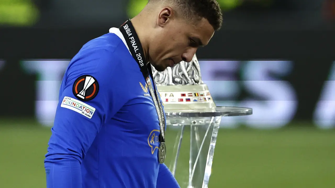 Bek Rangers, James Tavernier.
