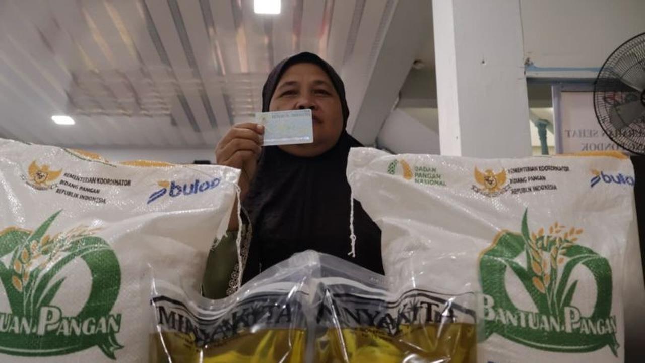 Bulog Pastikan Stok Beras Sumbar Aman Tiga Bulan ke Depan Jelang Idul Fitri
