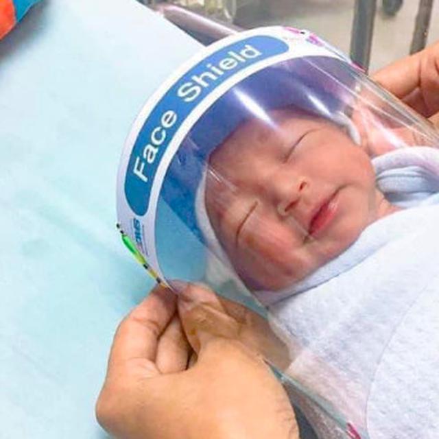 Cegah Terinfeksi Corona Bayi Baru Lahir Di Thailand Dipasangi Pelindung Wajah Citizen6 Liputan6 Com