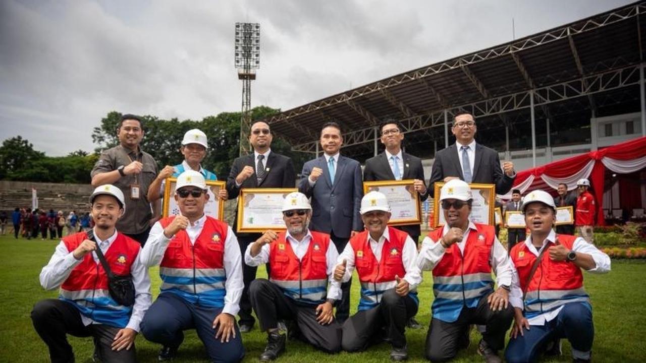 Konsisten Terapkan Keselamatan Kerja, PLN UID Jatim Raih Penghargaan SMK3 dan Zero Accident 2026