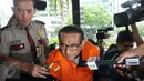 Pengusaha Ichsan Suaidi KPK saat akan menjalani pemeriksaan Perdana di gedung KPK, Jakarta, (26/2). Kasubdit Kasasi dan Peninjauan Kembali Perdata Khusus Mahkamah Agung itu diamankan dalam operasi tangkap tangan KPK. (Liputan6.com/Helmi Afandi)