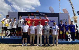 China berhasil keluar sebagai juara mixed relay 12th Asian Open Water Swimming Championship 2026 di Jimbaran, Bali. (Bola.com/Alit Binawan)