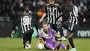 Tottenham Hotspur secara mengejutkan takluk dari klub antah berantah asal Slovenia yakni Mura pada laga kelima Grup G Europa Conference League, Jumat (26/11/2021). Pelatih Antonio Conte pun murka dengan hasil tersebut. (AP Photo)