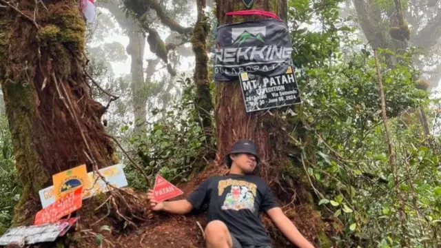 Gunung Patah di Bengkulu https://www.instagram.com/p/DAGPDyvSWf9/?igsh=ZGlkbHgydWowZmJ1