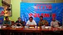 Kabag Wassidik Ditresnarkoba Polda Metro Jaya, AKBP Sri Hastuti (kedua kiri) dan Kepala BNN Komjen Anang Iskandar (ketiga kiri) dalam diskusi bertema "Darurat Narkoba", di Cikini, Jakarta, Sabtu (16/5). (Liputan6.com/Yoppy Renato)