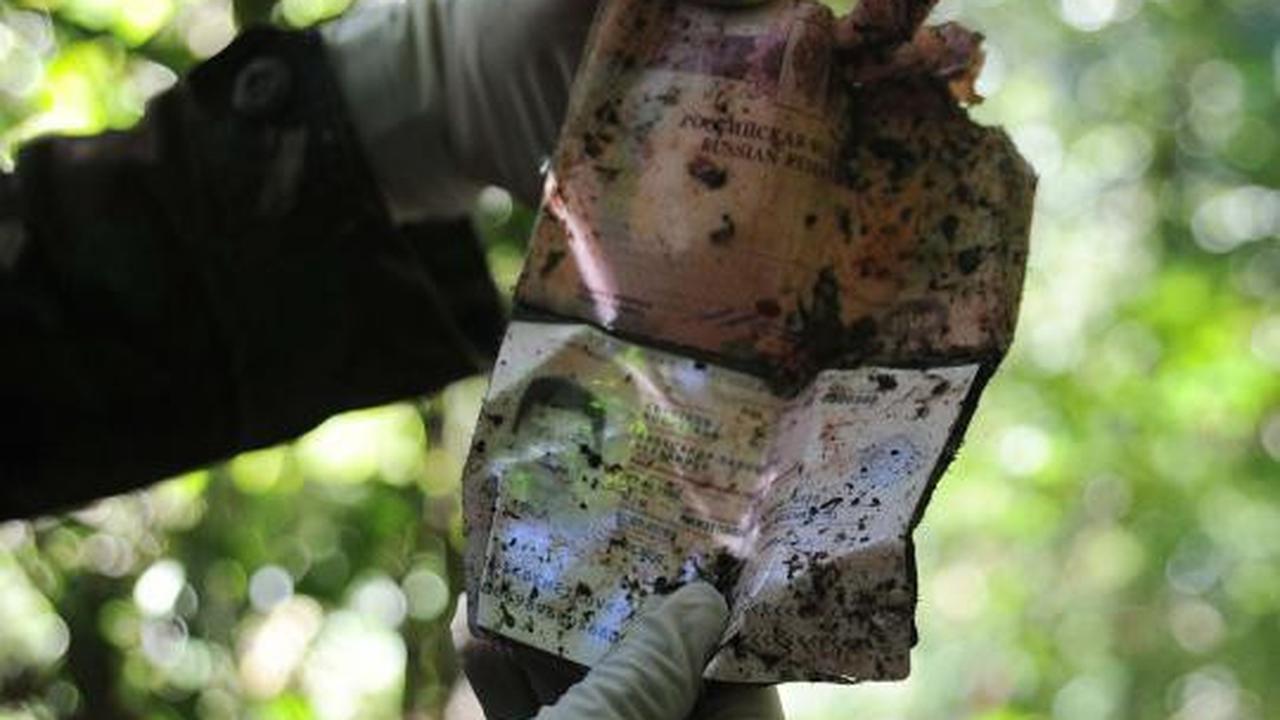 Saat evakuasi jenazah korban pesawat Sukhoi dibawa menggunakan helikop 