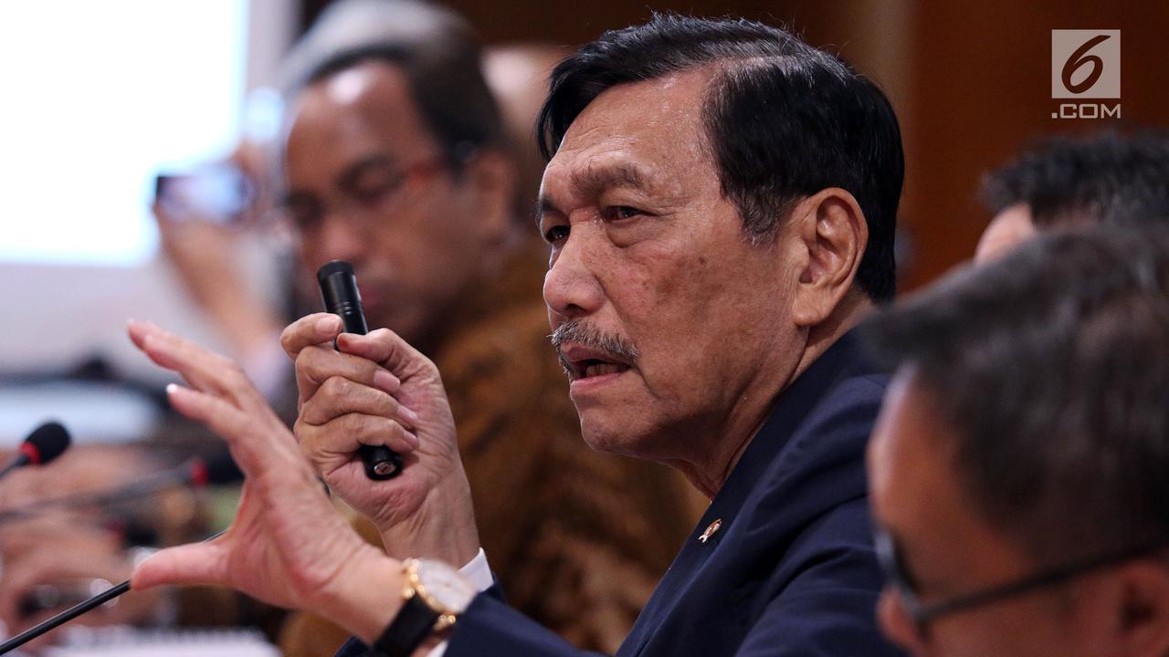 Menko Luhut Bahas Industri Mobil Listrik Nasional Bareng DPR