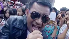 Judika membawakan lagu Apakah Ini Cinta dalam acara inBox SCTV (12/07/2014). 