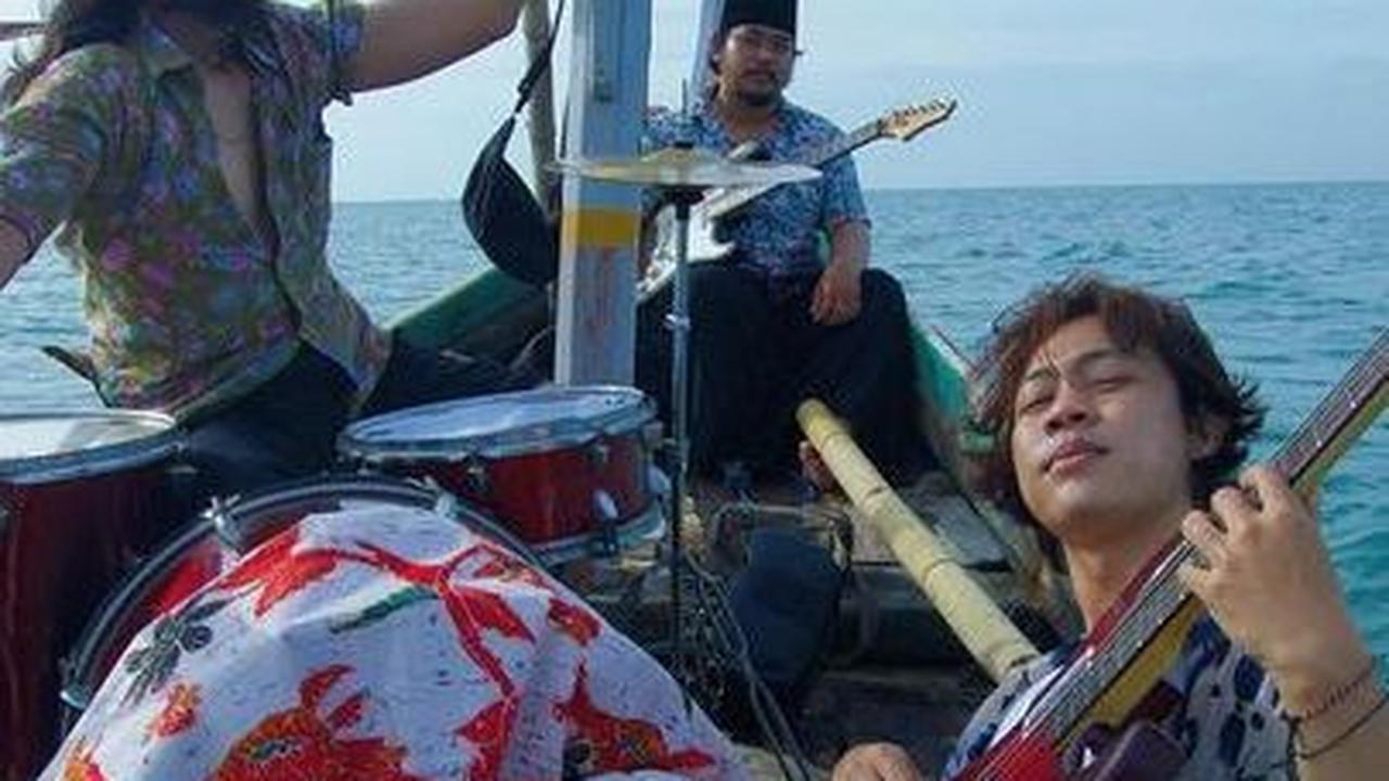 Lebih Dekat dengan Grup Musik Lorjhu', Padukan Suara Tradisional Pesisir Madura dengan Musik Anak Muda Jakarta