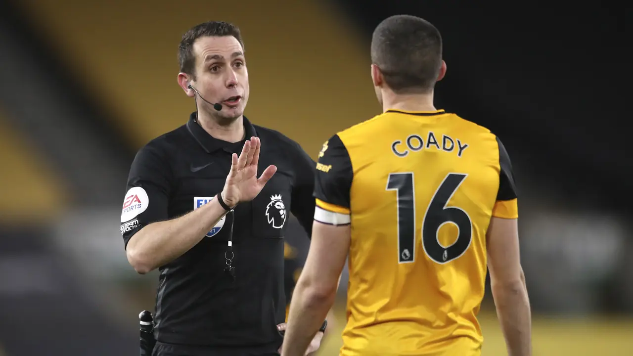 FOTO: Berkat Gol Bunuh Diri, Wolverhampton Tekuk Leeds 1-0