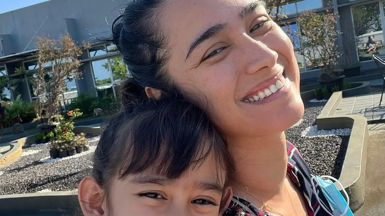 Alexandra Gottardo bersama anaknya (Instagram/got_alex)