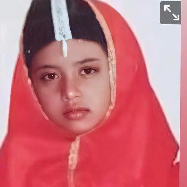 6 Potret Transformasi Dewi Perssik dari Kecil hingga Kini, Baru Jalani Oplas Mata