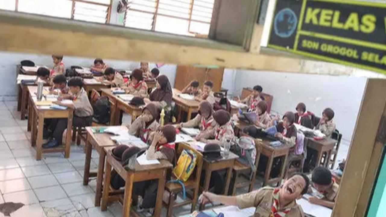 Hakim MK Beberkan Pentingnya Sekolah Gratis, Kutip Pesan dan Cita-Cita Bung Karno soal Bangsa Besar