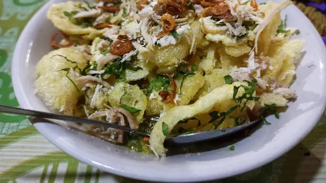 Rekomendasi Tempat Makan Bubur Ayam Enak di Bogor