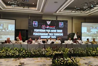 Badan Nasional Penanggulangan Terorisme (BNPT) mencatat adanya pergeseran pola ancaman terorisme di Indonesia sepanjang 2025. (Liputan6.com/Muhammad Radityo Priyasmoro)