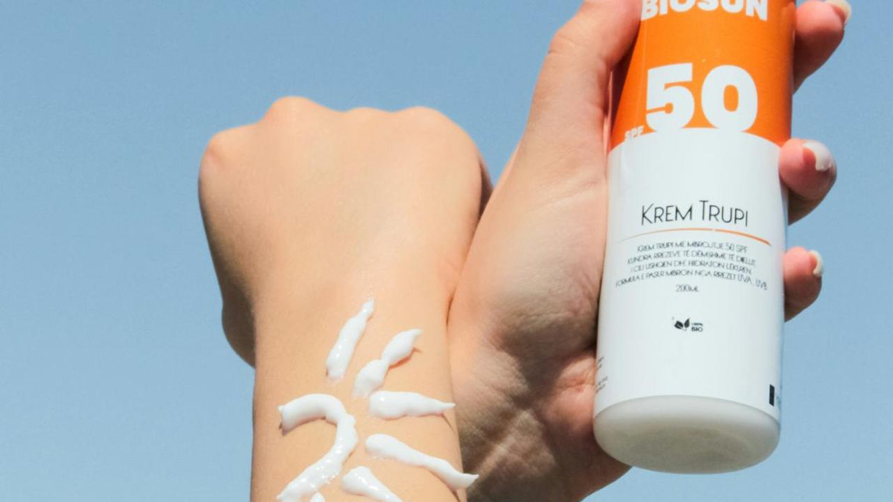 Apa Perbedaan antara Sunscreen dan Sunblock, Manakah yang Lebih Efektif dan Ampuh?