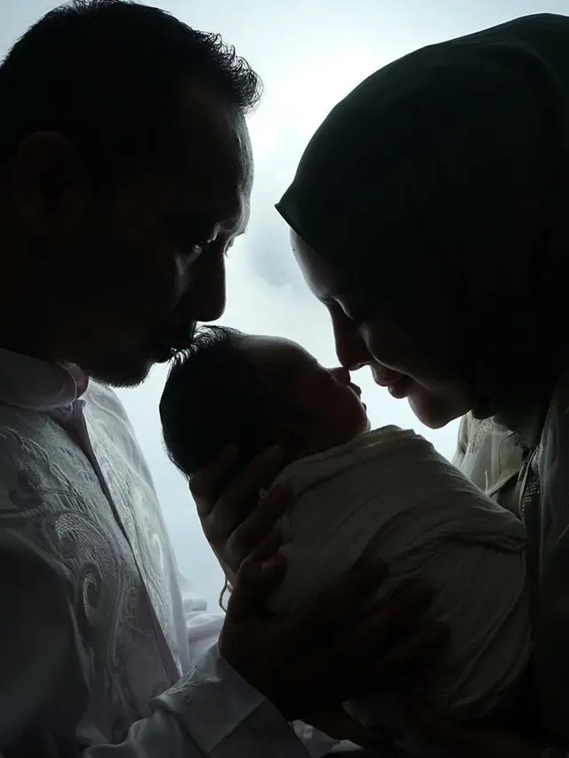 6 Potret Terbaru Anggita Sari, Berhijab Setelah Melahirkan