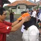 KPU Kota Tegal mulai melaksanakan gerakan nasional pencocokan dan penilitian (coklit) data pemilih. (Liputan6.com/Fajar Eko N.)