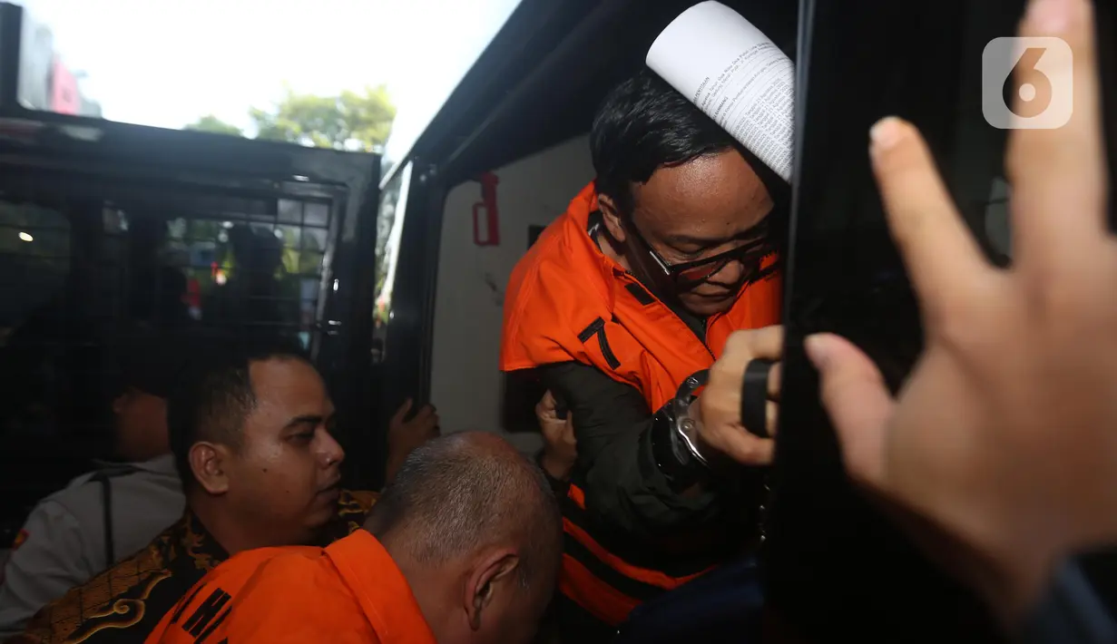 Dalam perkembangannya, KPK juga sudah menyegel ruang Direktorat Jenderal Pembinaan Pengawasan Ketenagakerjaan dan Keselamatan dan Kesehatan Kerja (Ditjen Binwasnaker & K3). (Liputan6.com/Helmi Fithriansyah)