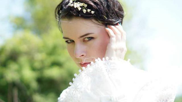 Eksperimen Gaya ke-3 Tuk Model Rambut Pendek