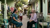8 Kepribadian Anak dari Orang Tua yang Suka Gosip, Sering Terlihat Tertutup