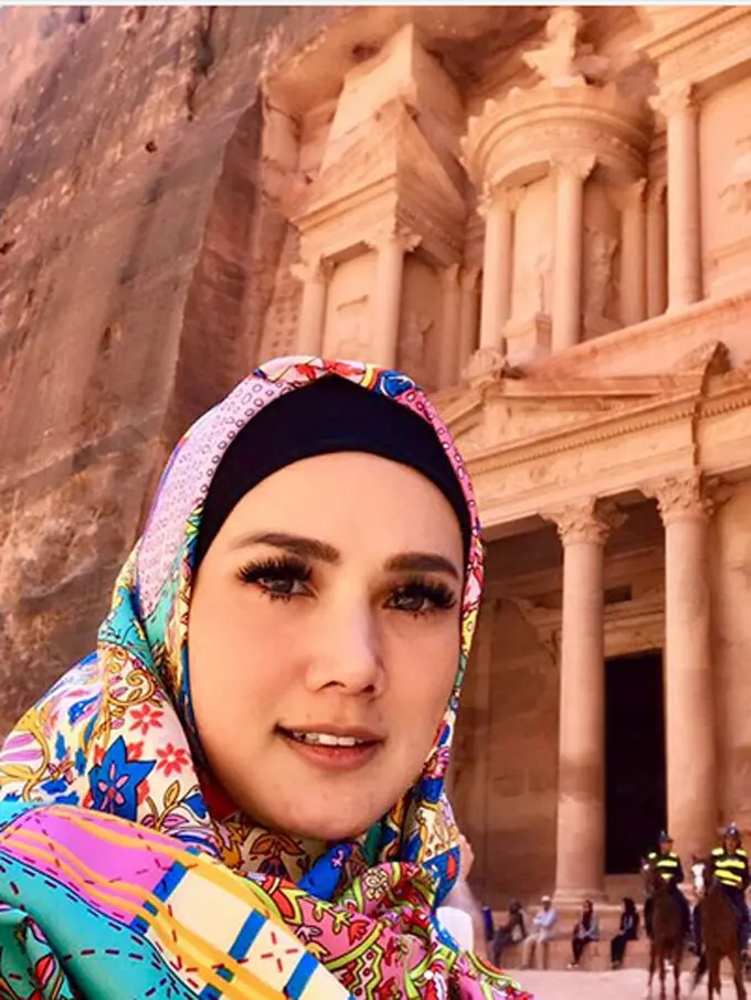 [Bintang] Mulan Jameela dan Ahmad Dhani