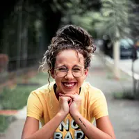 ilustrasi zodiak perempuan/Photo by Wallace Chuck from Pexels