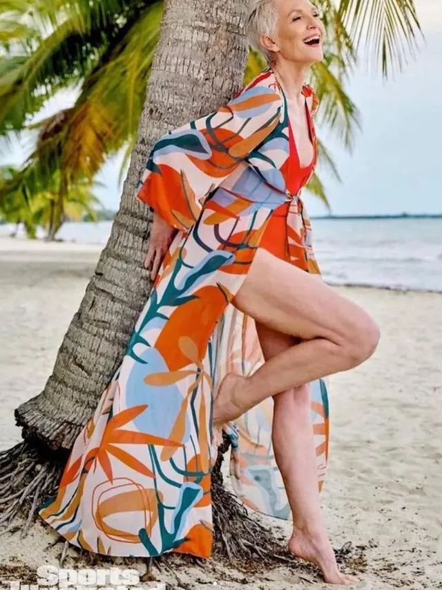 Ibunda Elon Musk Jadi Model Baju Renang Tertua di Sampul Majalah Sports Illustrated