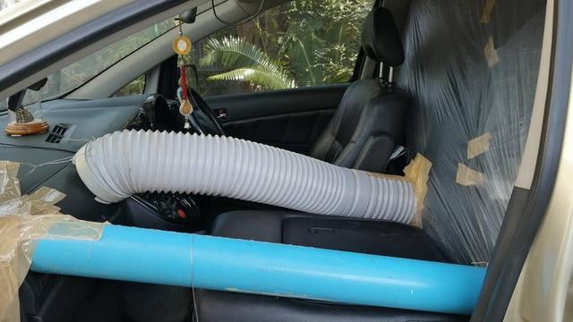 Pria Thailand modifikasi mobil agar terhindar dari Corona