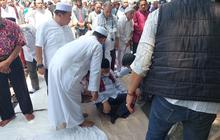 Din Syamsuddin Sempat Ambruk Saat Salat Zuhur di Lokasi Demo, Posisi Imam Digantikan Menantu Rizieq