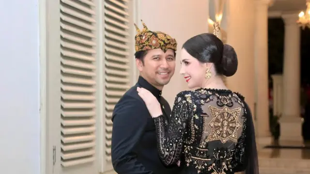 Arumi Bachsin Dibalut Baju Adat saat Penaikan dan Penurunan Bendera di Hari Kemerdekaan RI ke-80. [@arumibachsin_94]