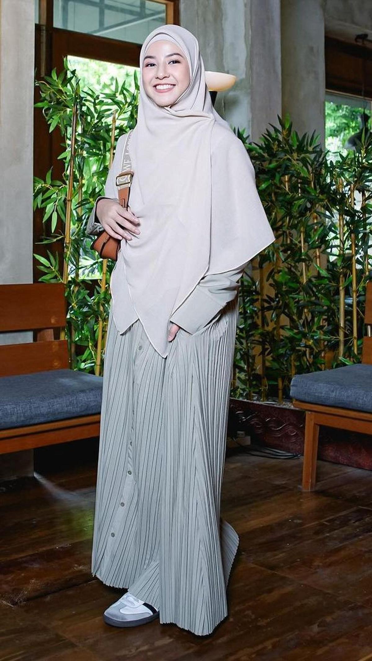 Natasha Rizky salah satu artis yang membuka usaha di bidang pakaian muslim. Usaha itu didirikan pada tahun 2018 bersama temannya Grecia Suhardi.