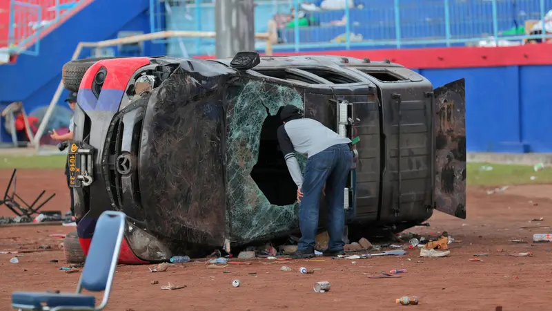 Kondisi Stadion Kanjuruhan Malang Usai Tragedi Kerusuhan