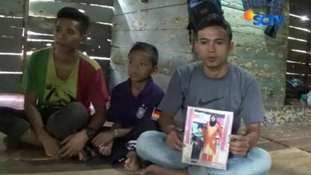 Pemuda Ini Putus Kuliah di ITB Demi Rawat 9 Adiknya