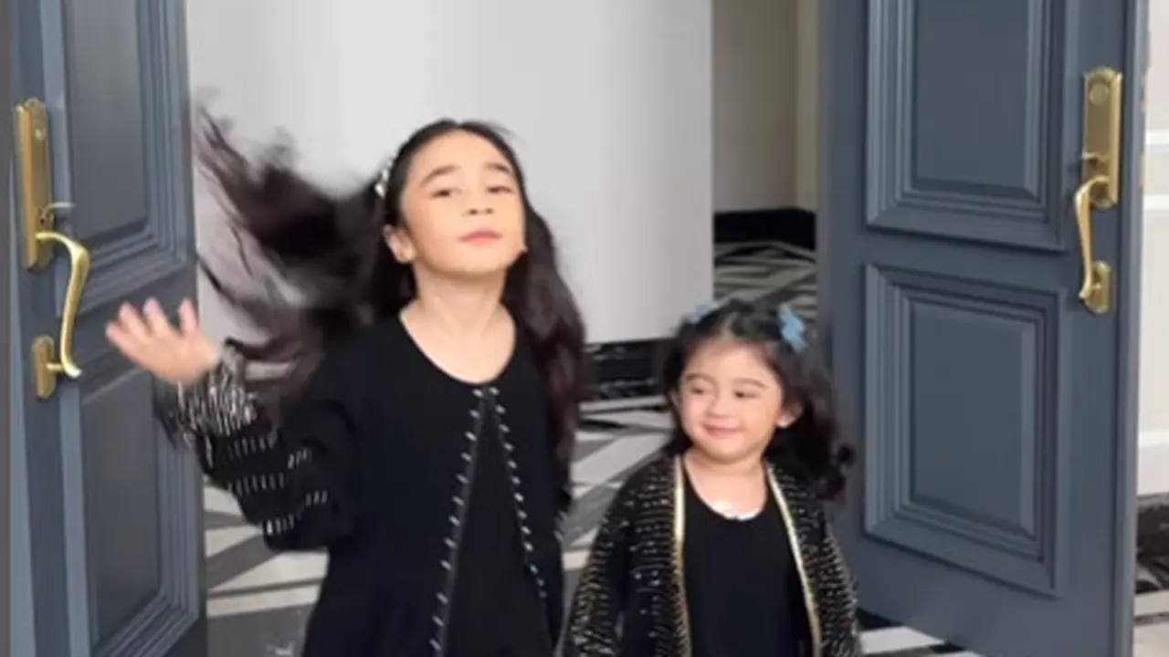 Gaya Luwes ala Model dari Raqeema dan Guzel, Putri Nabila Syakieb dan Margin Winaya Kenakan Abaya Hitam