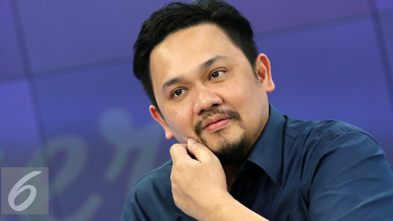 Terlihat Sangat Kurus, Ada Apa dengan Farhat Abbas?